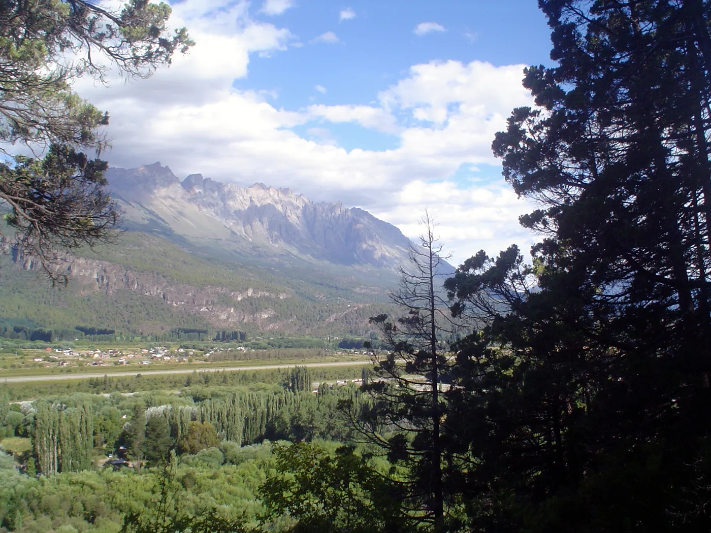Cascada Escondida